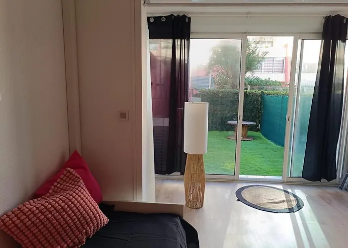 Beautiful With Direct Access *