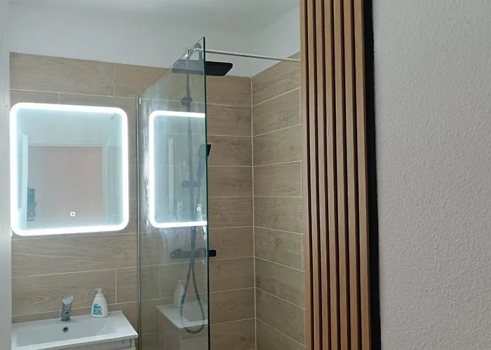 Beautiful With Direct Access Sète